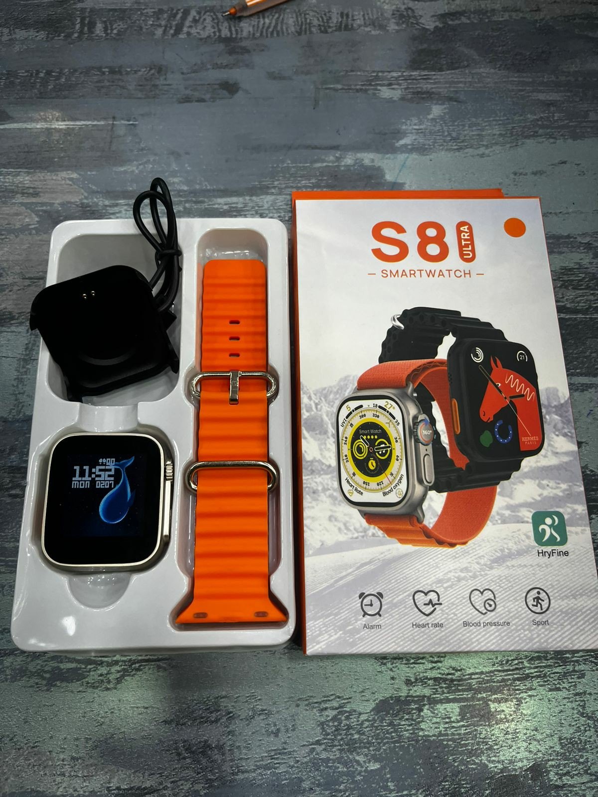 S8 Ultra Smart Watch - Binnoor Collection